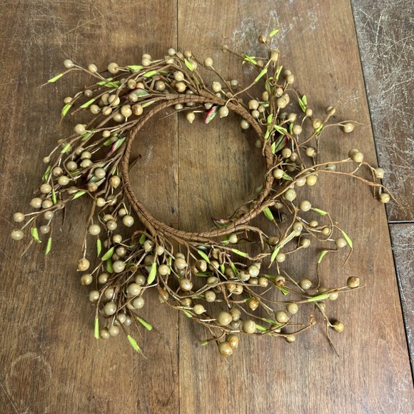 15" Rustic Primitive Brown‎ Berry Decorative Wreath - Picture 1 of 4